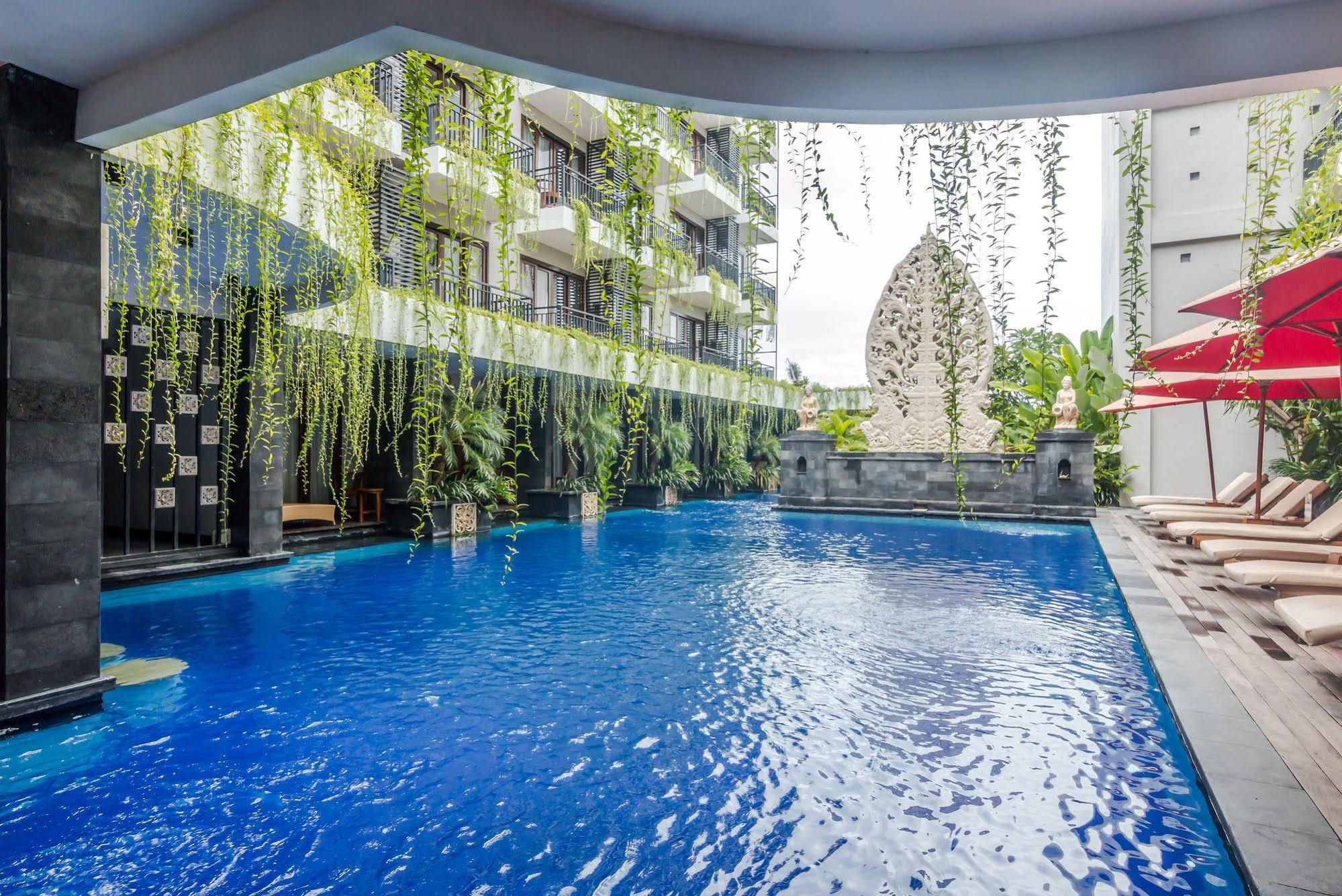 Zen Rooms Seminyak Pangkung Sari Экстерьер фото